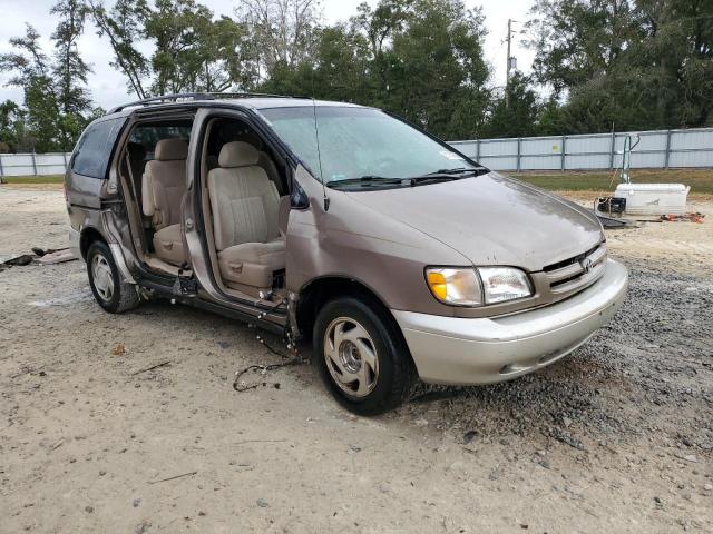 Photo 3 VIN: 4T3ZF13C9XU167304 - TOYOTA SIENNA LE 