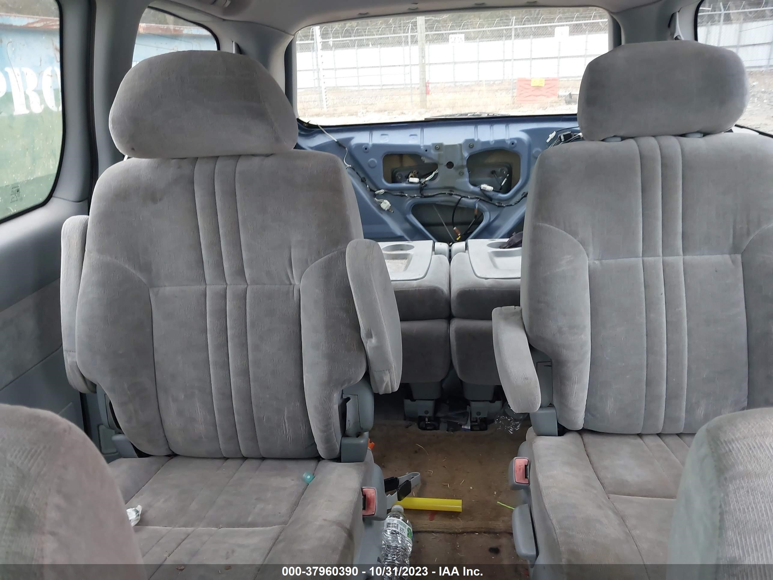 Photo 7 VIN: 4T3ZF13CX1U356969 - TOYOTA SIENNA 