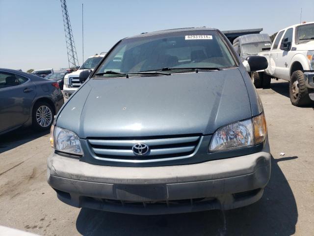 Photo 4 VIN: 4T3ZF19C02U501400 - TOYOTA SIENNA CE 