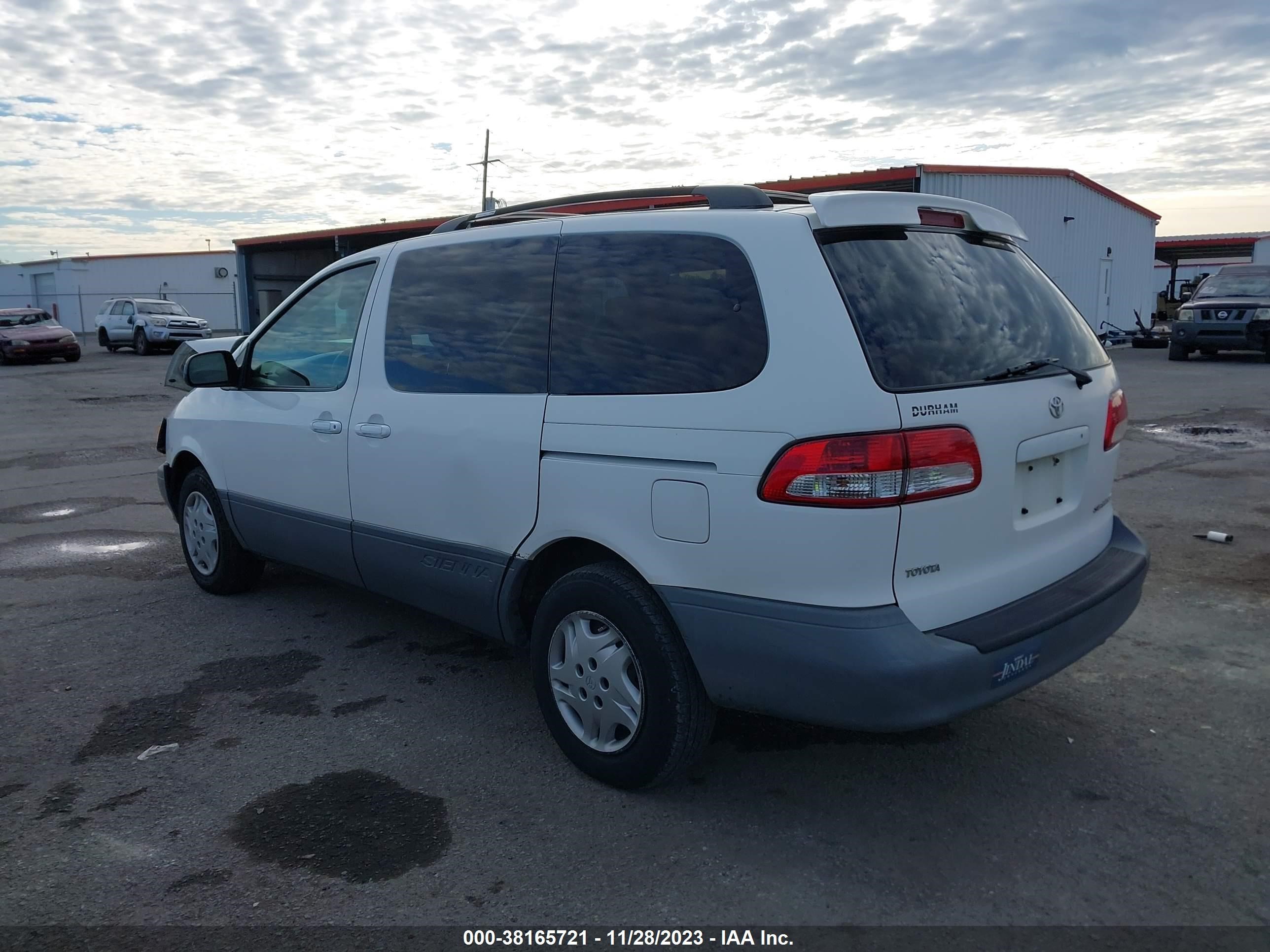 Photo 2 VIN: 4T3ZF19C71U382842 - TOYOTA SIENNA 