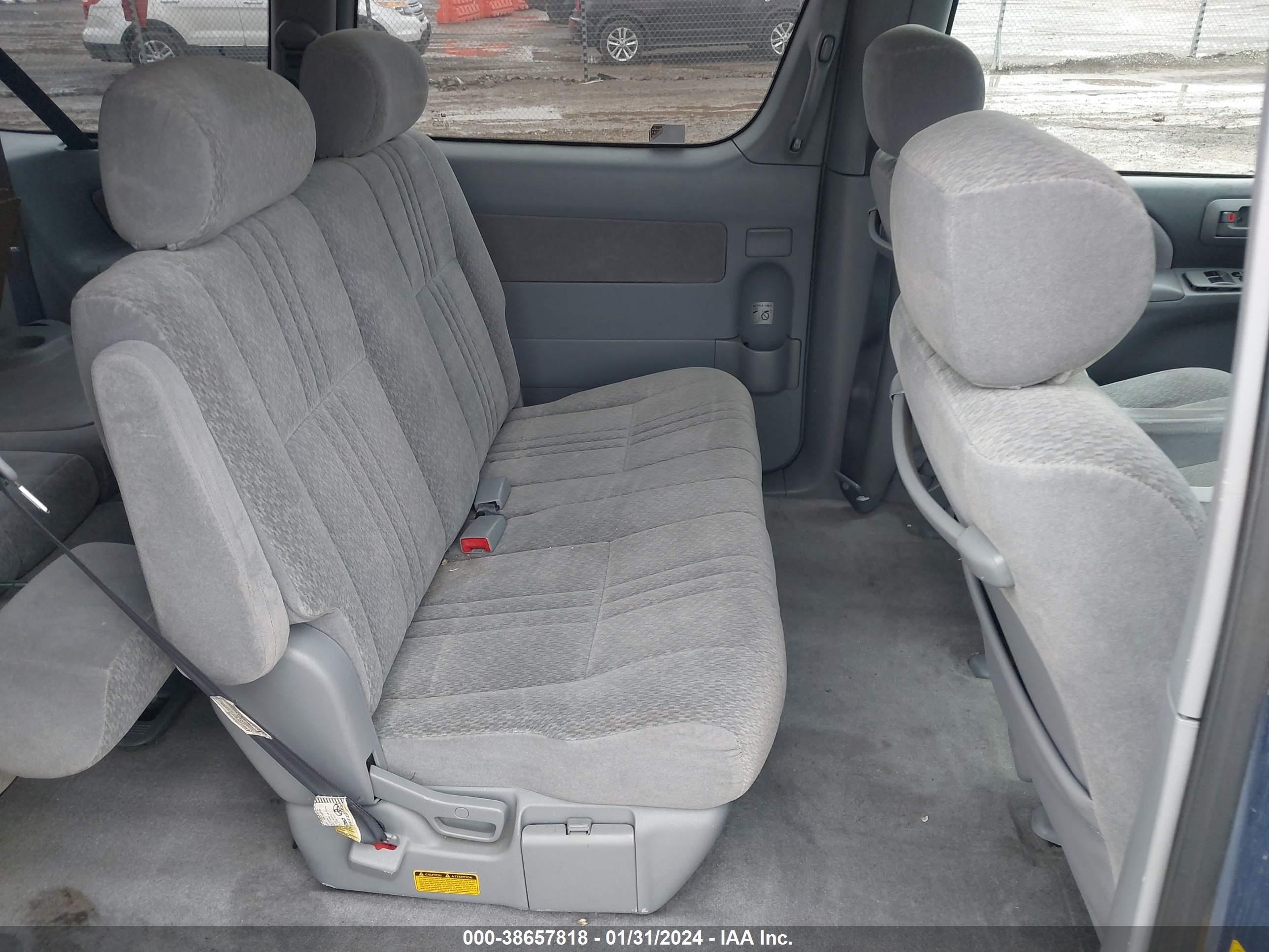 Photo 7 VIN: 4T3ZF19CX3U544353 - TOYOTA SIENNA 