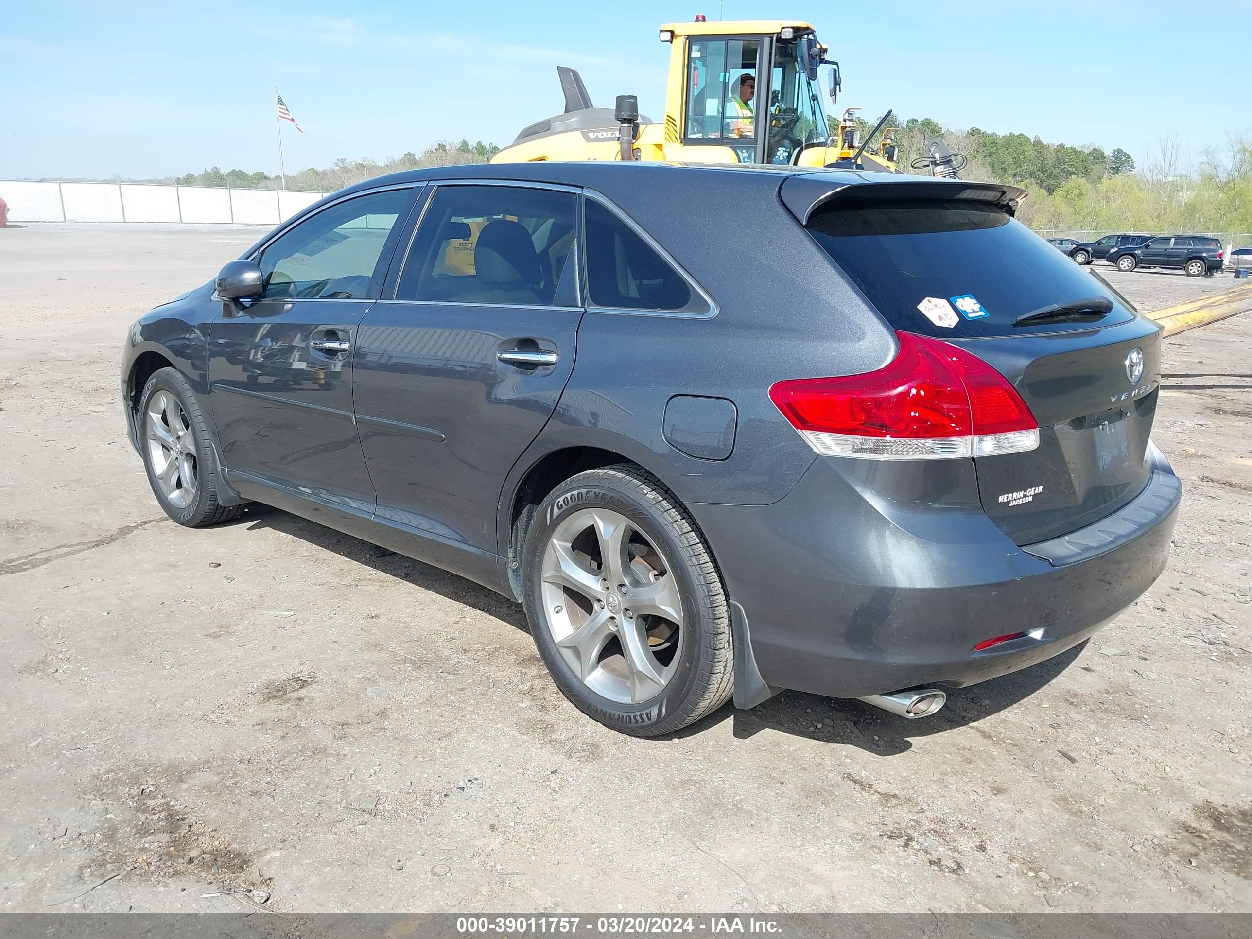 Photo 2 VIN: 4T3ZK3BB7AU023449 - TOYOTA VENZA 