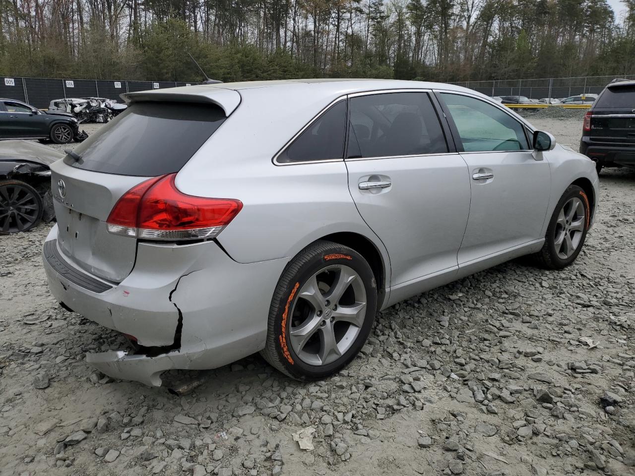 Photo 2 VIN: 4T3ZK3BBXAU024398 - TOYOTA VENZA 