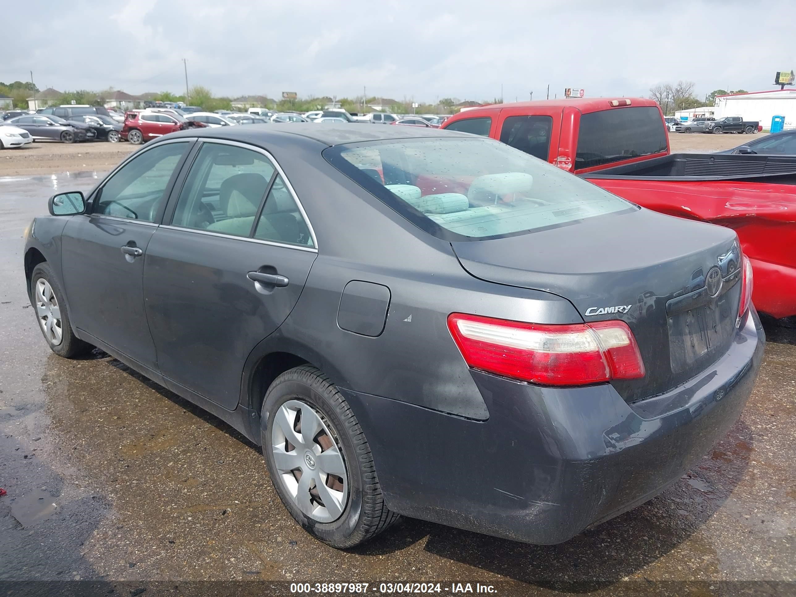 Photo 2 VIN: 4T4BE46K08R047691 - TOYOTA CAMRY 