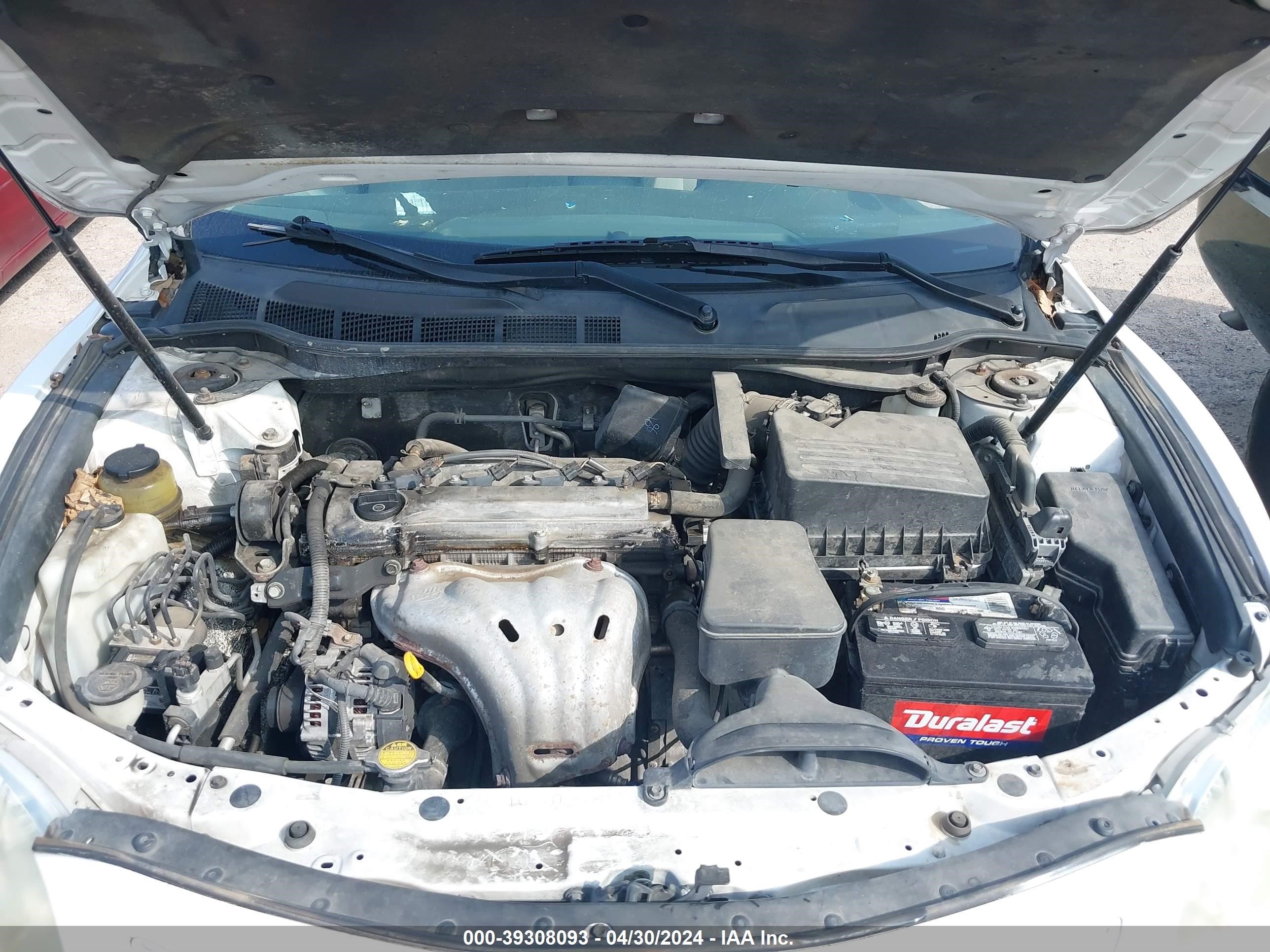 Photo 9 VIN: 4T4BE46K18R011864 - TOYOTA CAMRY 