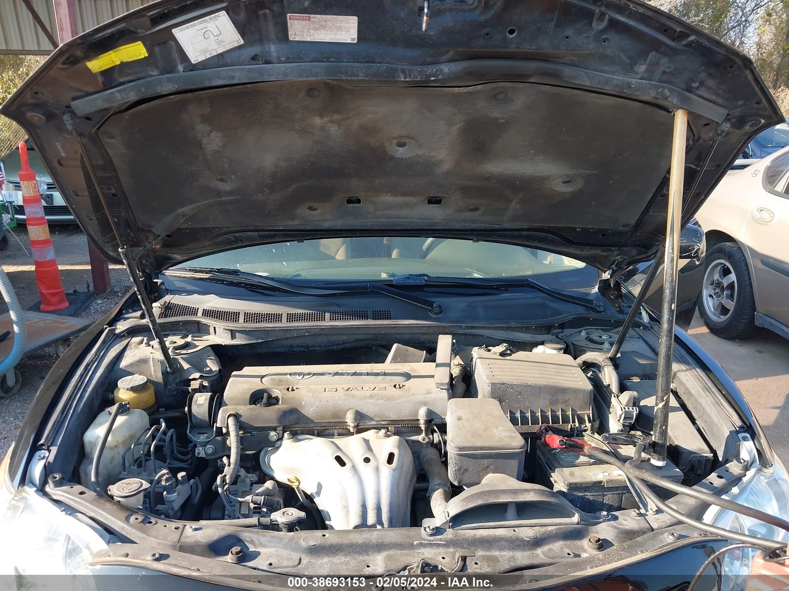 Photo 9 VIN: 4T4BE46K18R017339 - TOYOTA CAMRY 