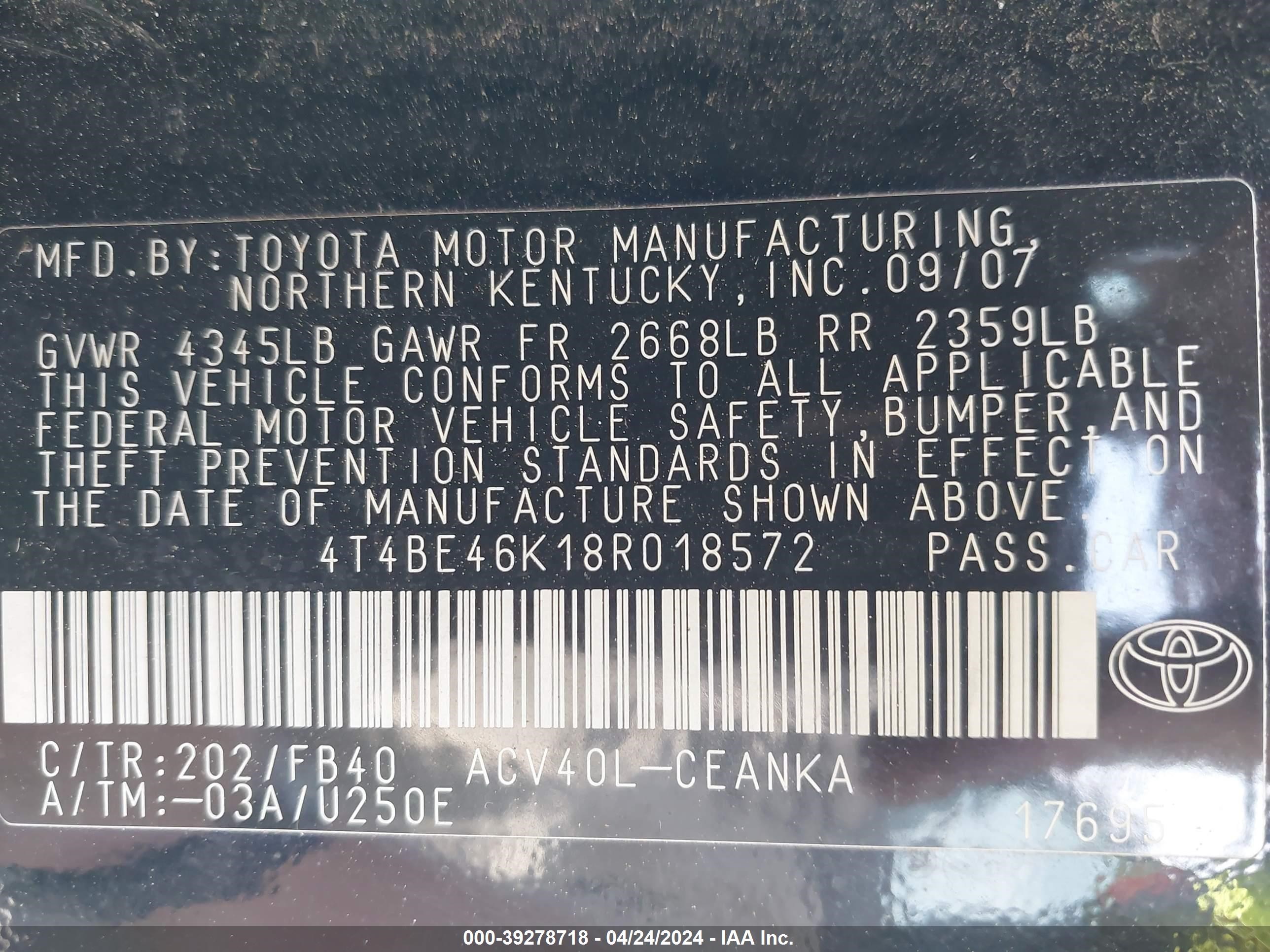 Photo 8 VIN: 4T4BE46K18R018572 - TOYOTA CAMRY 