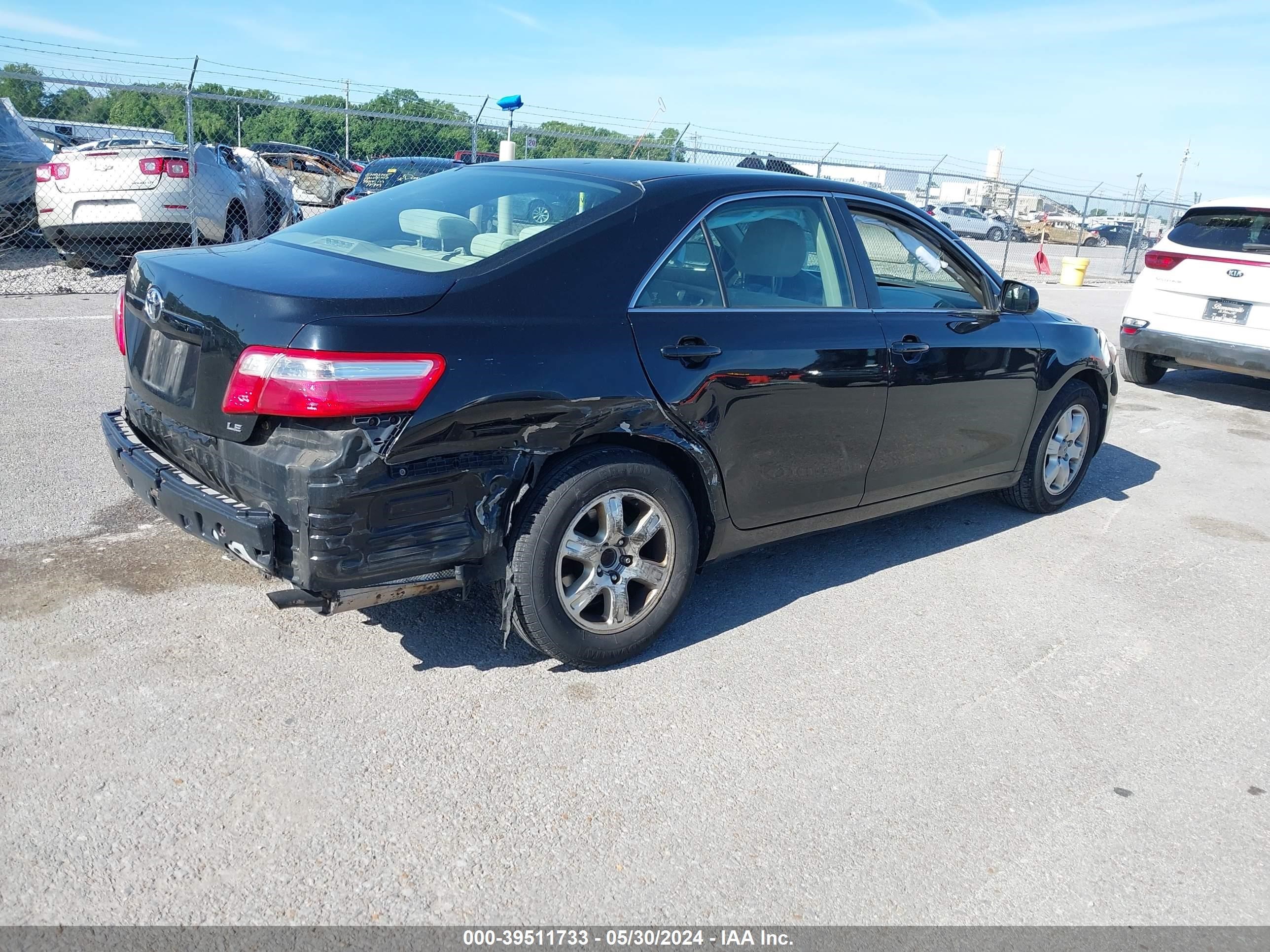 Photo 3 VIN: 4T4BE46K19R080281 - TOYOTA CAMRY 