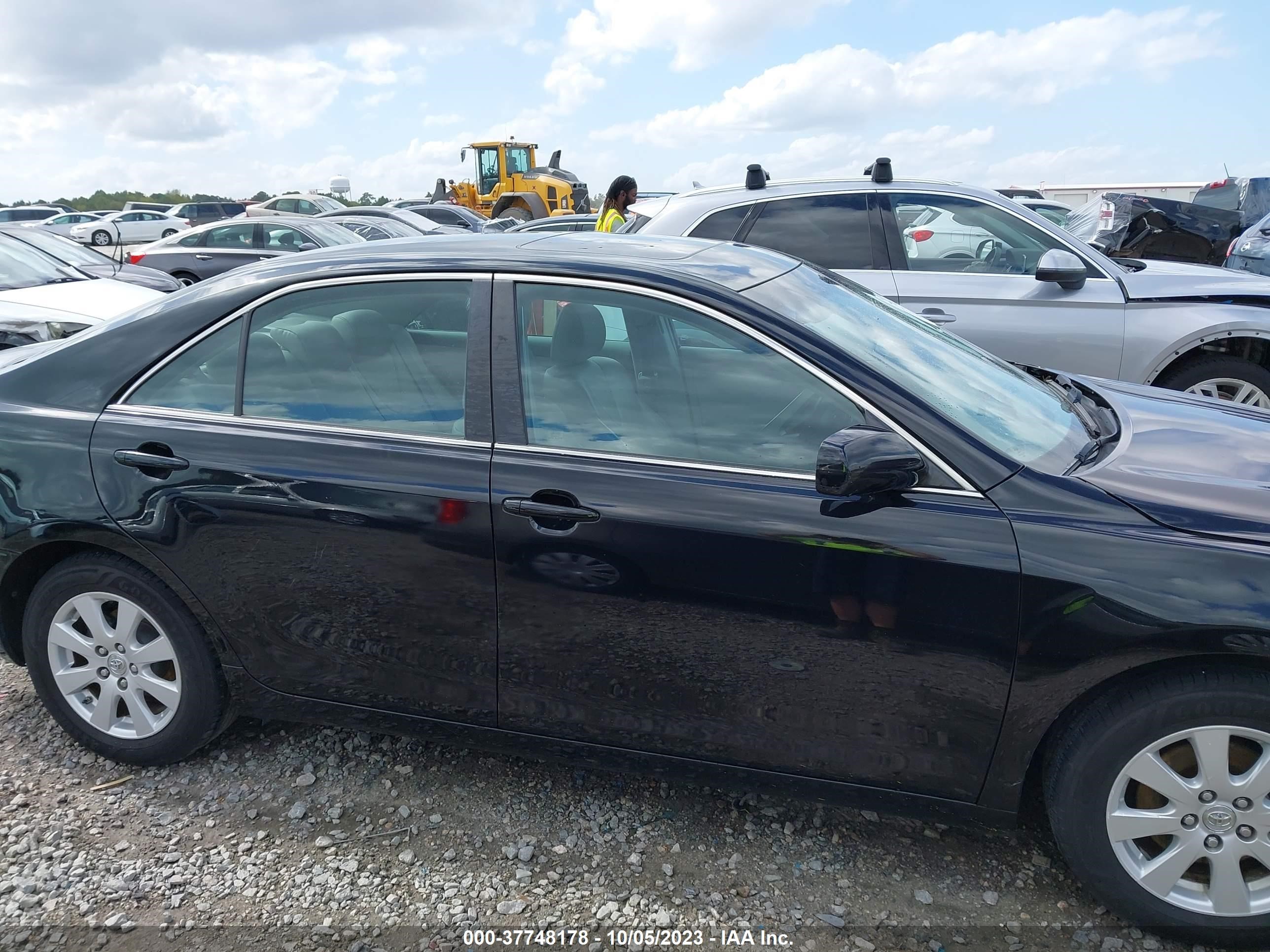 Photo 13 VIN: 4T4BE46K29R100683 - TOYOTA CAMRY 