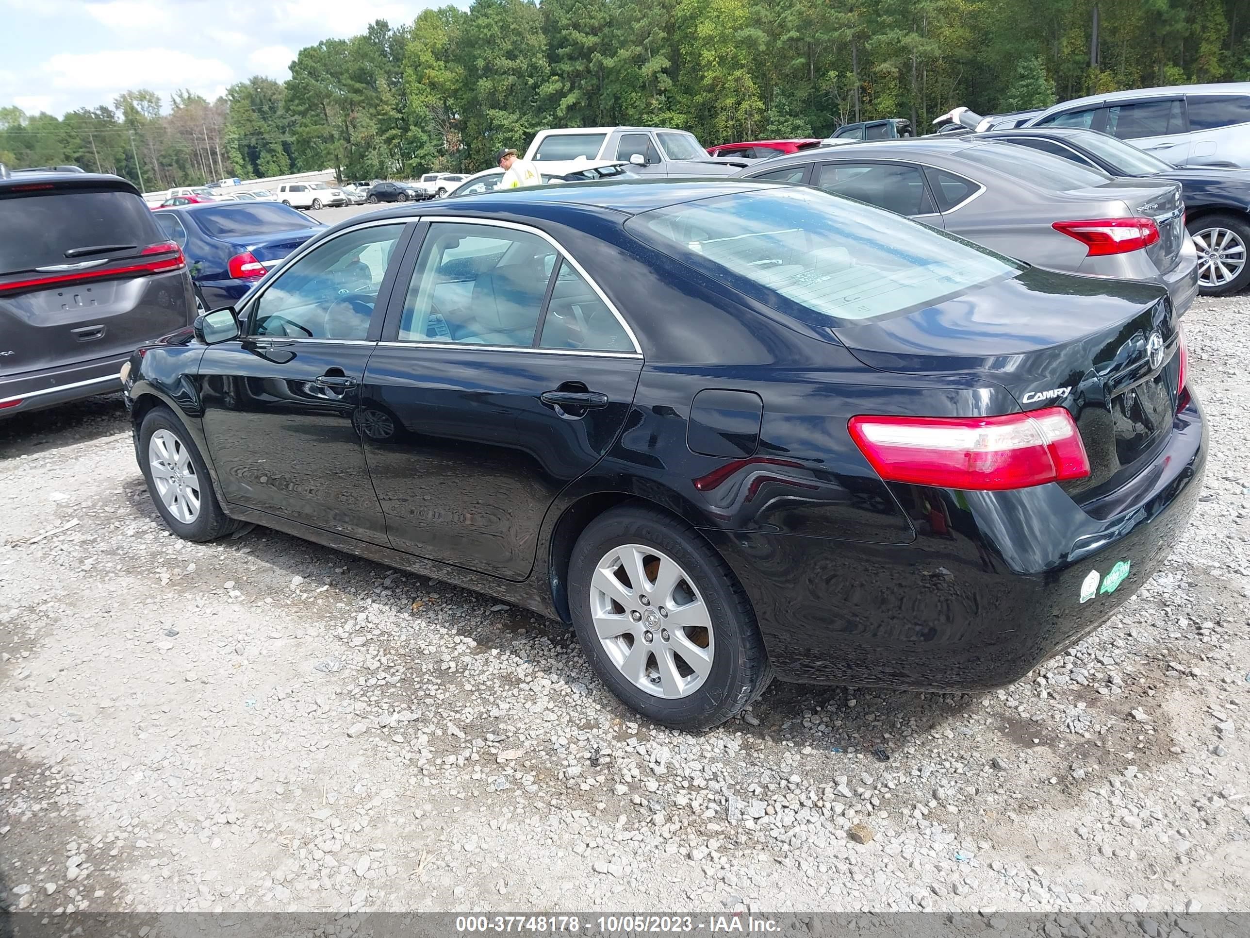 Photo 2 VIN: 4T4BE46K29R100683 - TOYOTA CAMRY 