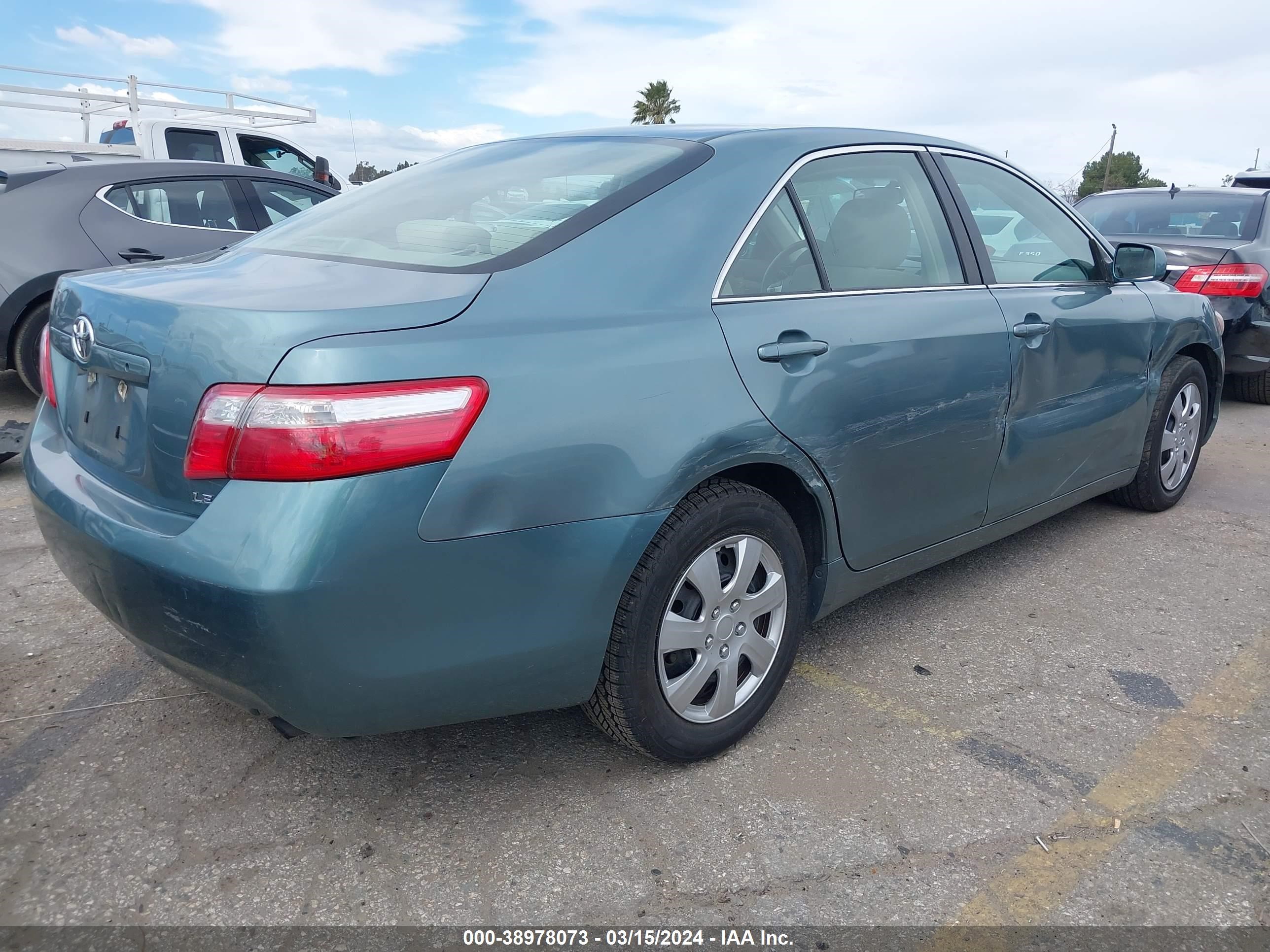 Photo 3 VIN: 4T4BE46K29R111053 - TOYOTA CAMRY 