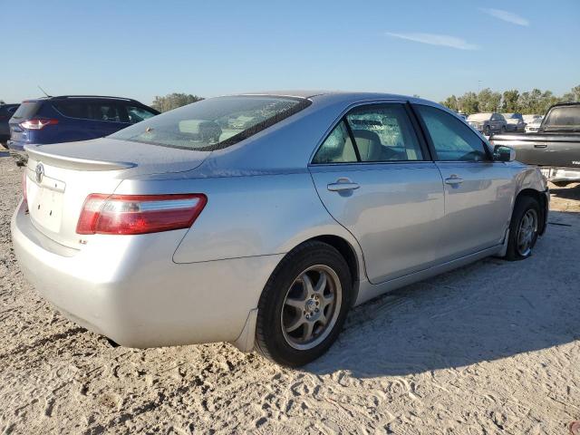 Photo 2 VIN: 4T4BE46K38R024583 - TOYOTA CAMRY CE 