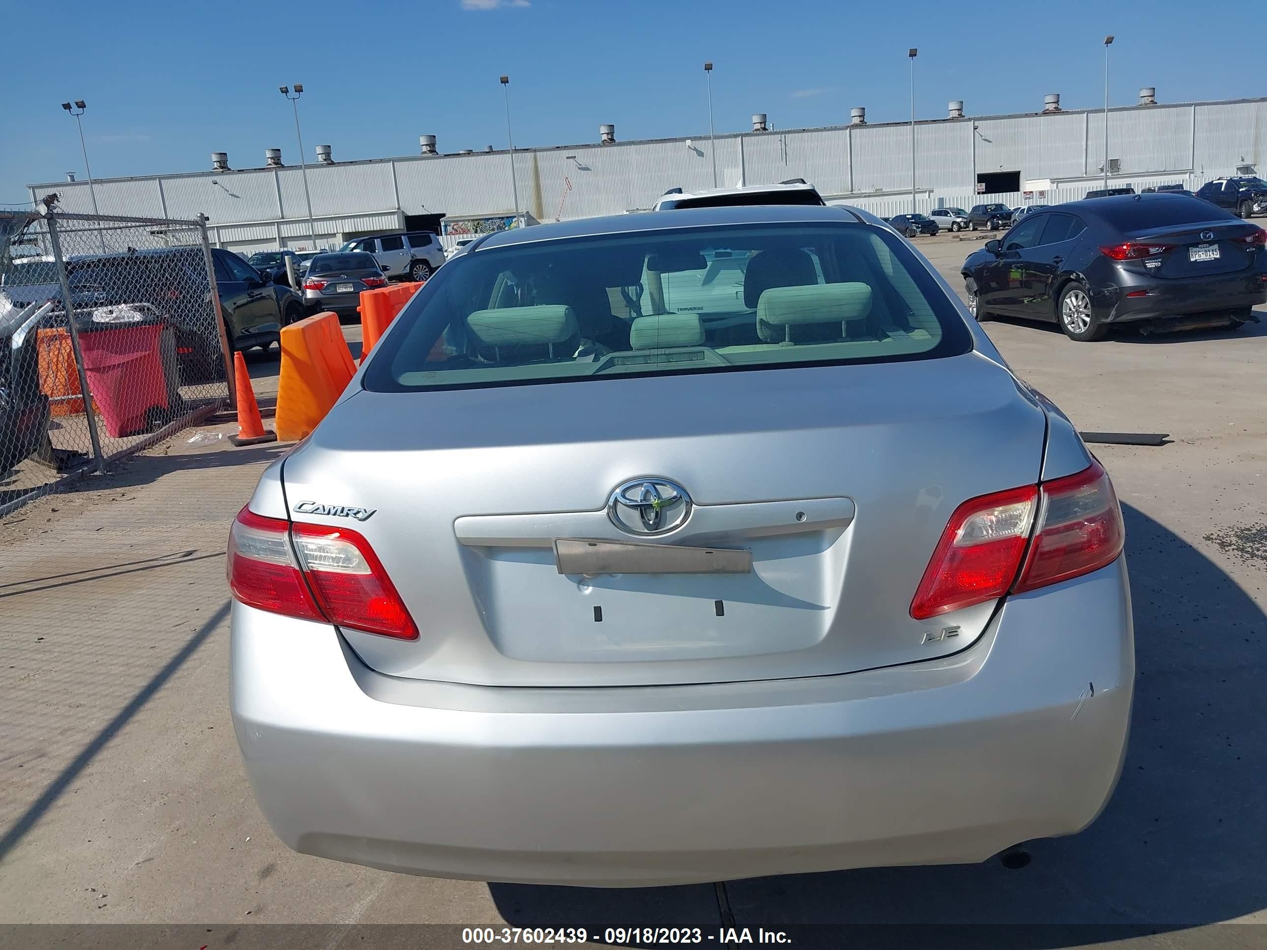 Photo 14 VIN: 4T4BE46K39R074451 - TOYOTA CAMRY 