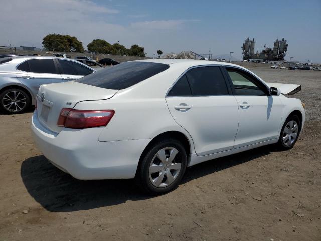 Photo 2 VIN: 4T4BE46K49R061868 - TOYOTA CAMRY BASE 