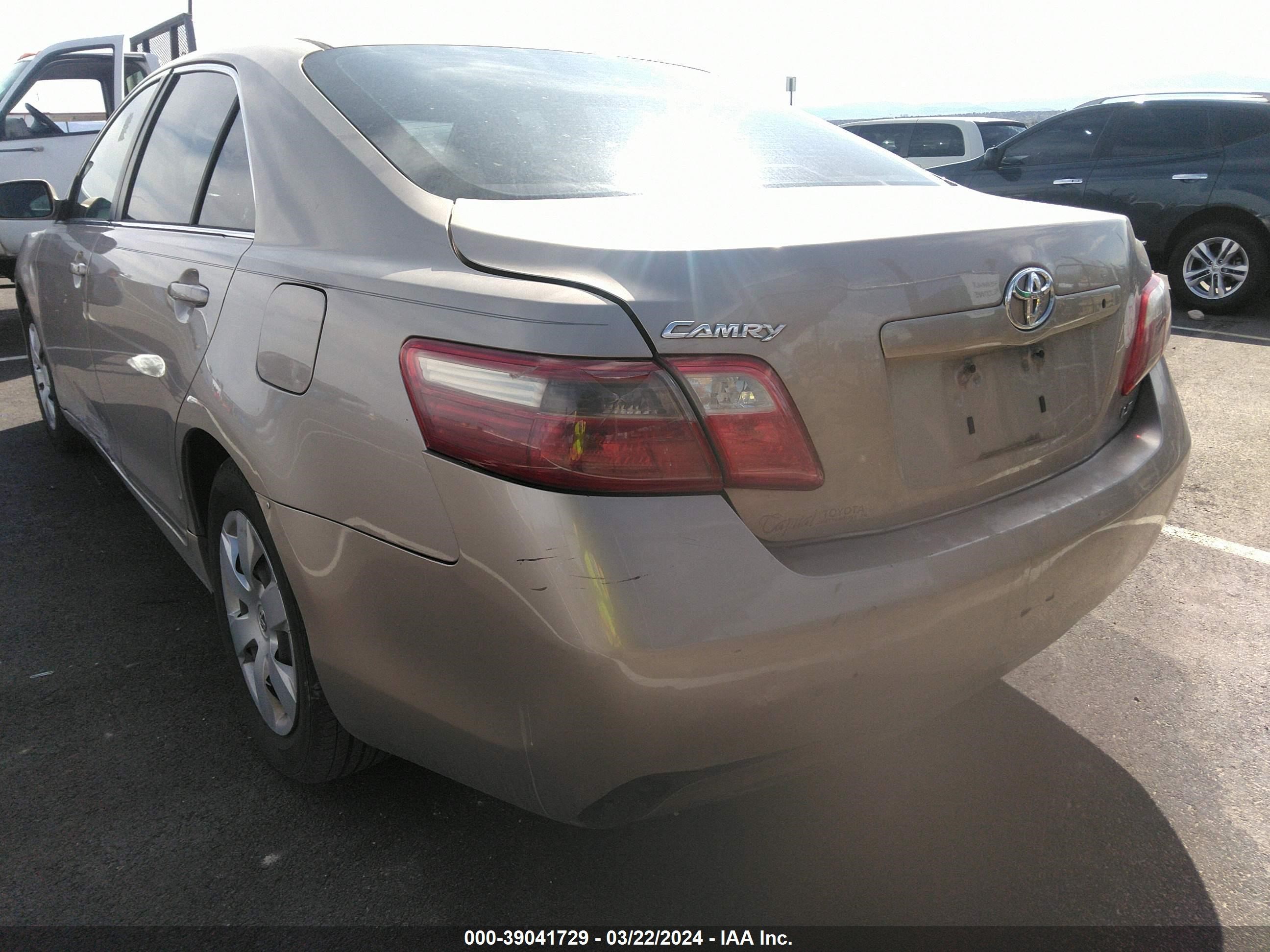 Photo 5 VIN: 4T4BE46K49R069615 - TOYOTA CAMRY 