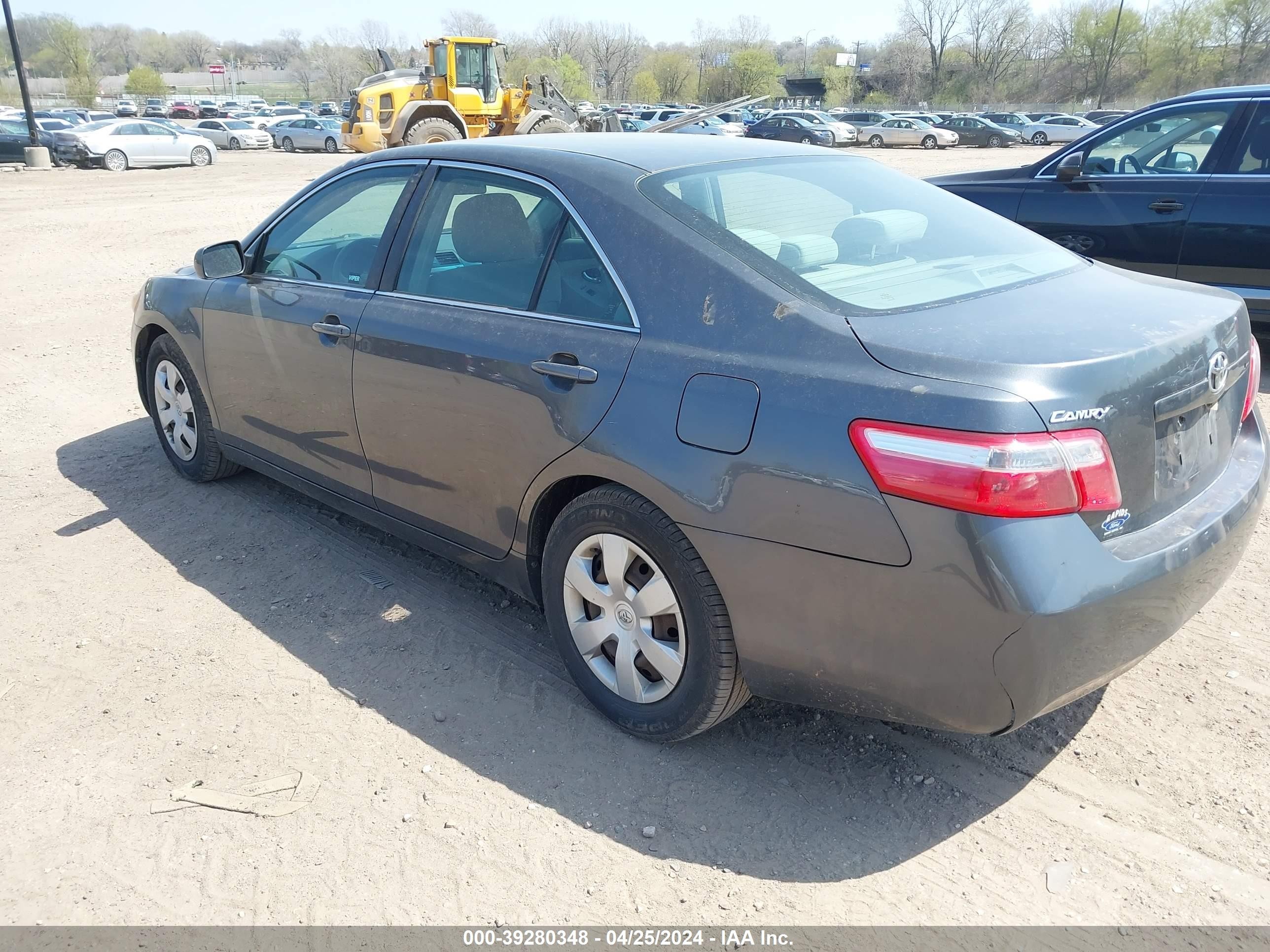 Photo 2 VIN: 4T4BE46K49R088701 - TOYOTA CAMRY 