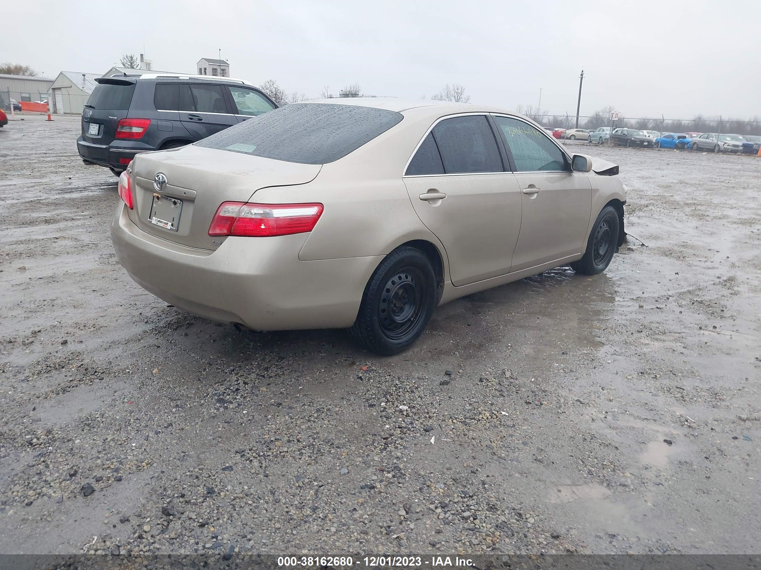 Photo 3 VIN: 4T4BE46K49R135399 - TOYOTA CAMRY 