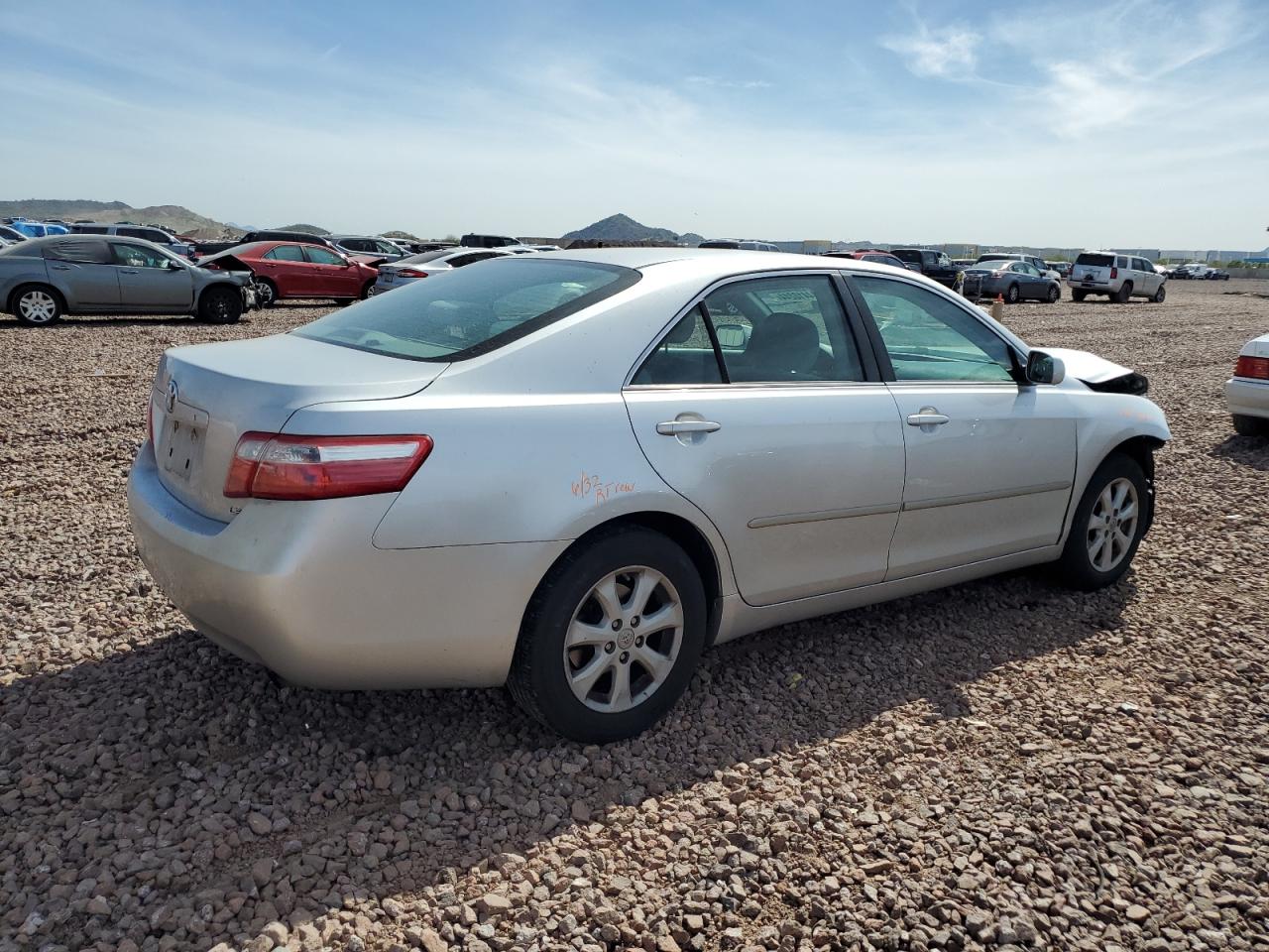 Photo 2 VIN: 4T4BE46K58R030868 - TOYOTA CAMRY 