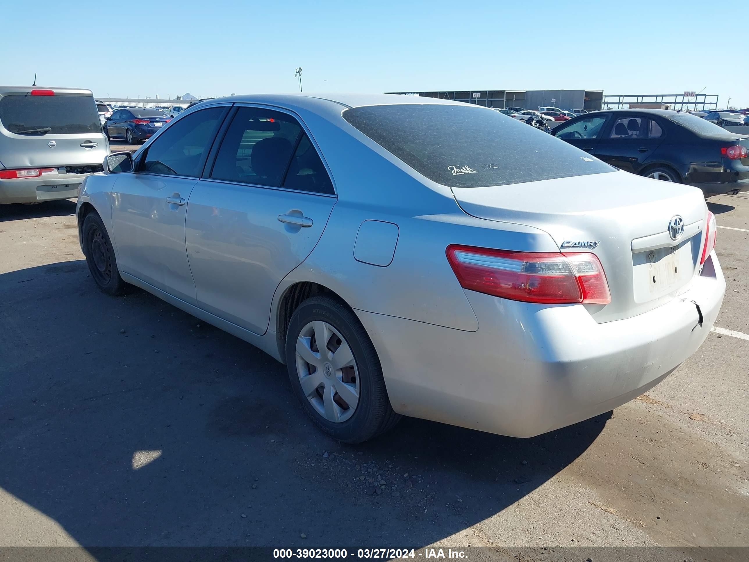 Photo 2 VIN: 4T4BE46K69R077067 - TOYOTA CAMRY 