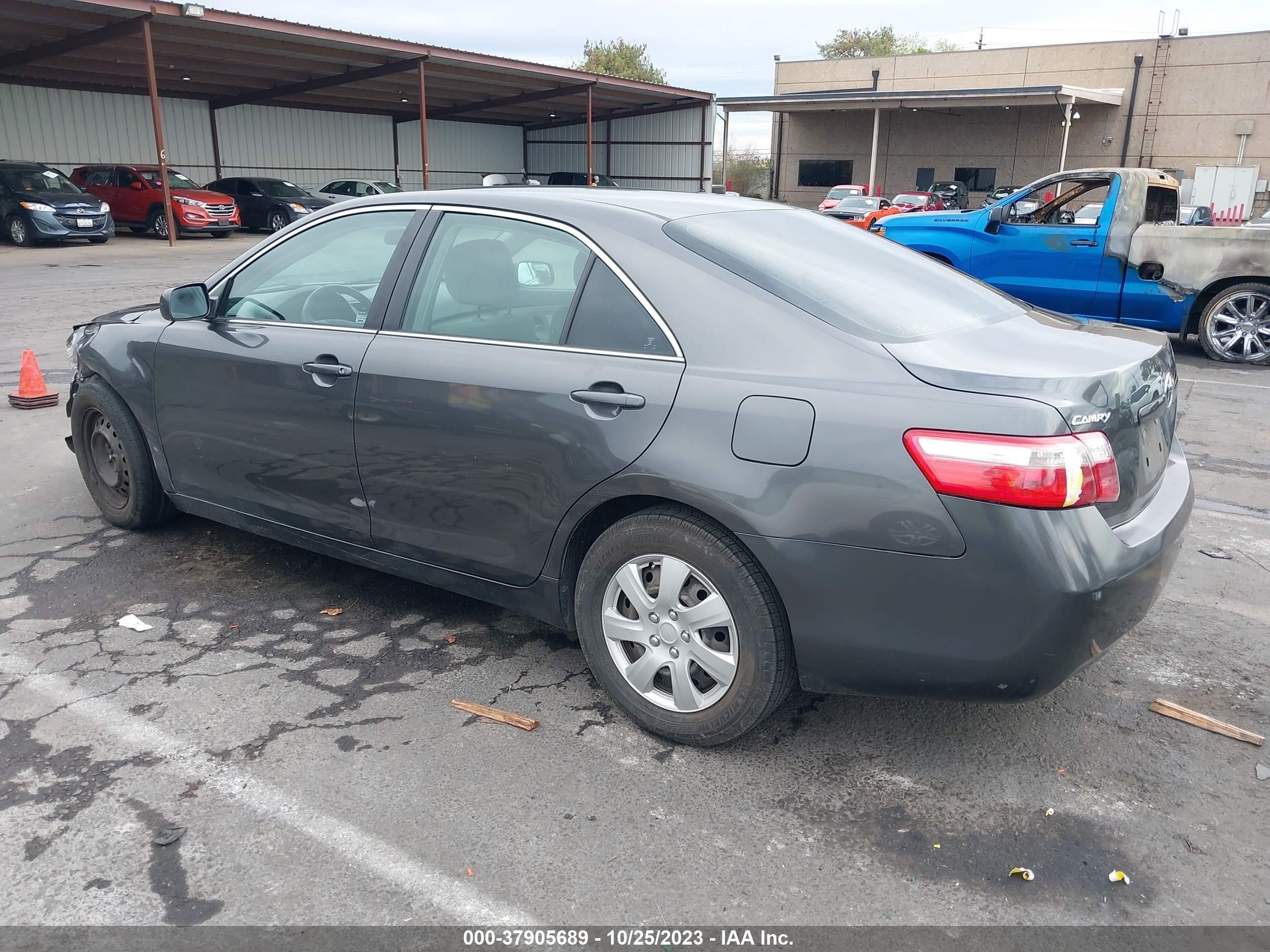 Photo 2 VIN: 4T4BE46K98R029741 - TOYOTA CAMRY 