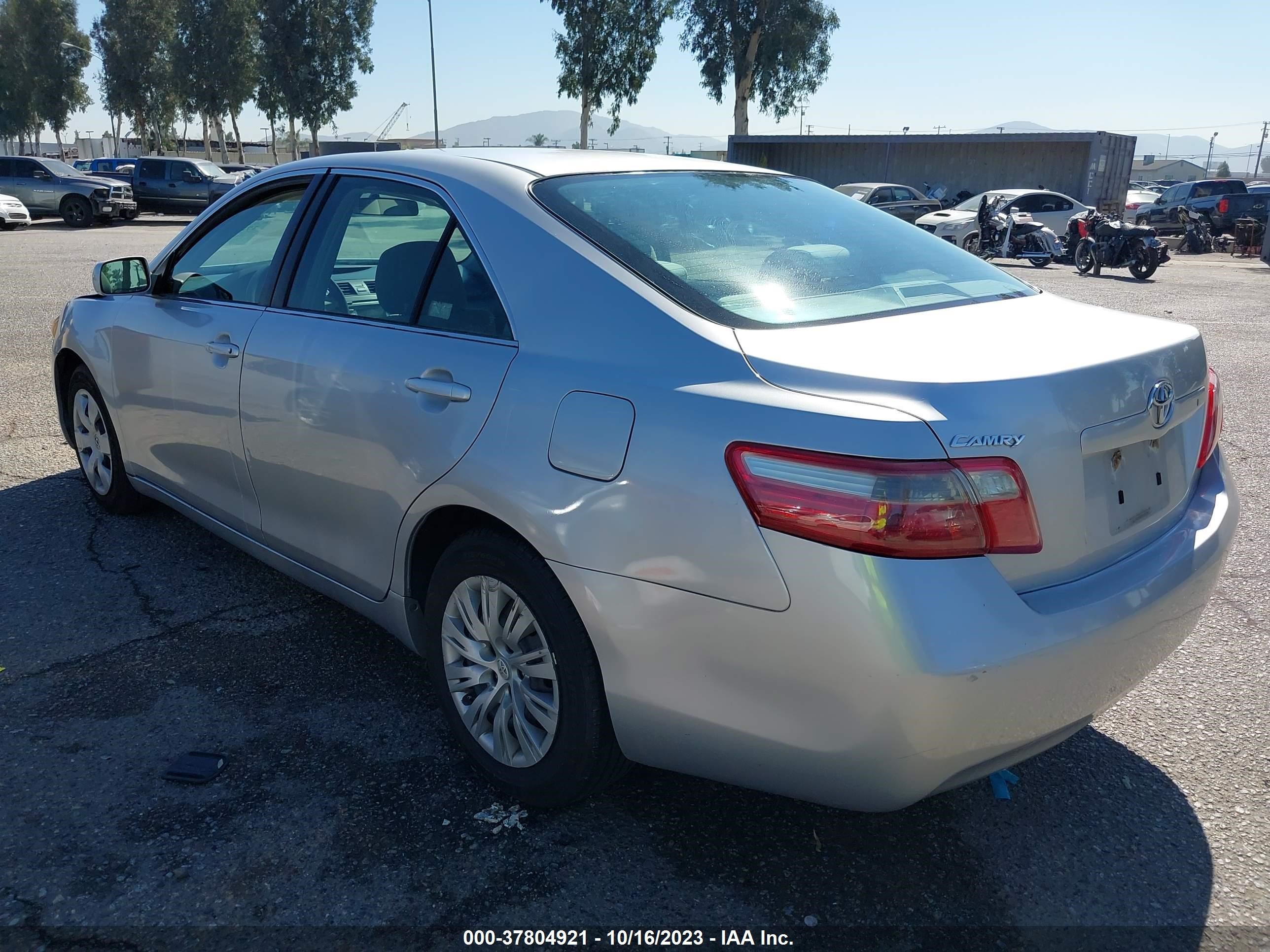 Photo 2 VIN: 4T4BE46K99R127542 - TOYOTA CAMRY 