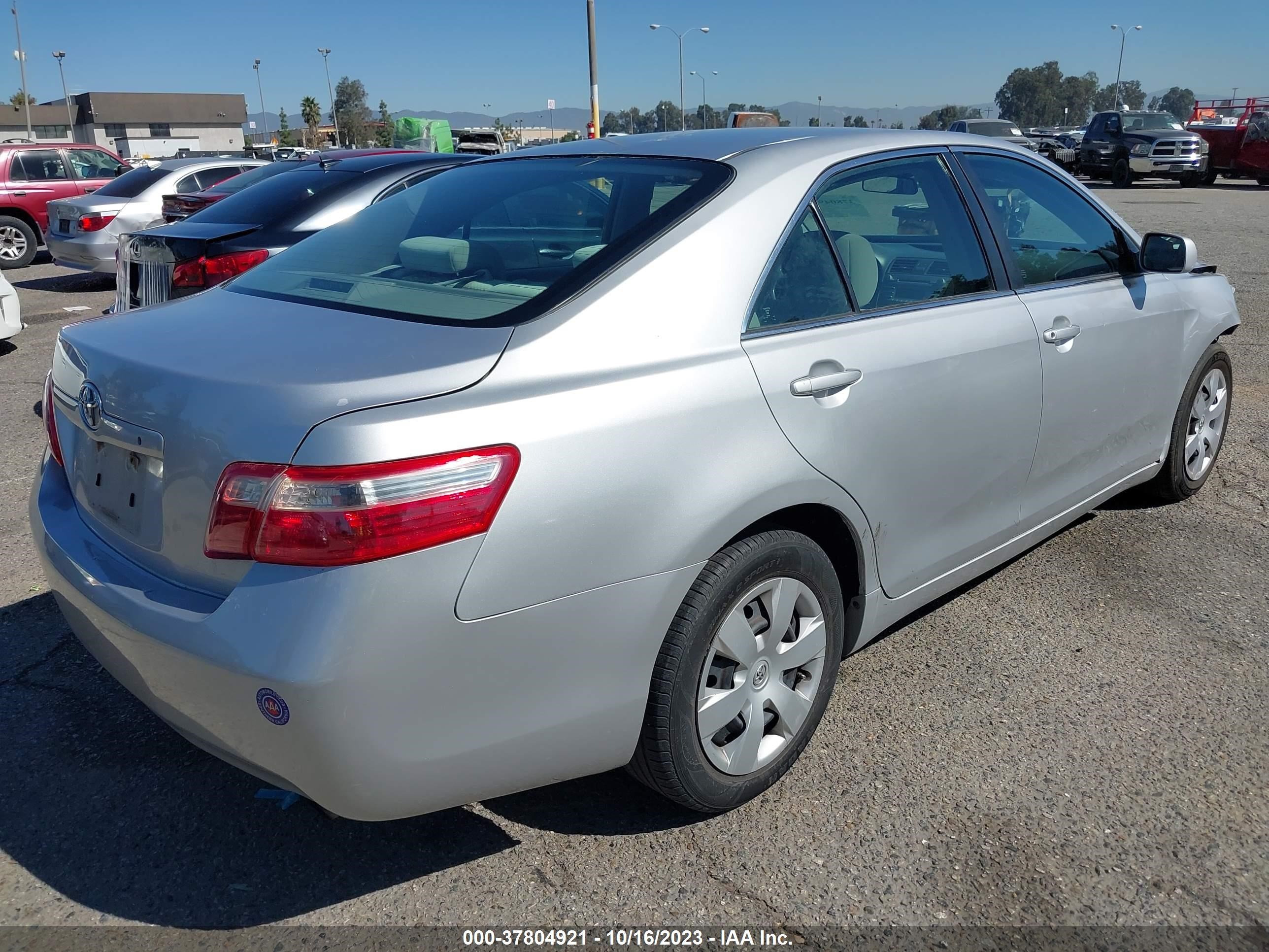 Photo 3 VIN: 4T4BE46K99R127542 - TOYOTA CAMRY 