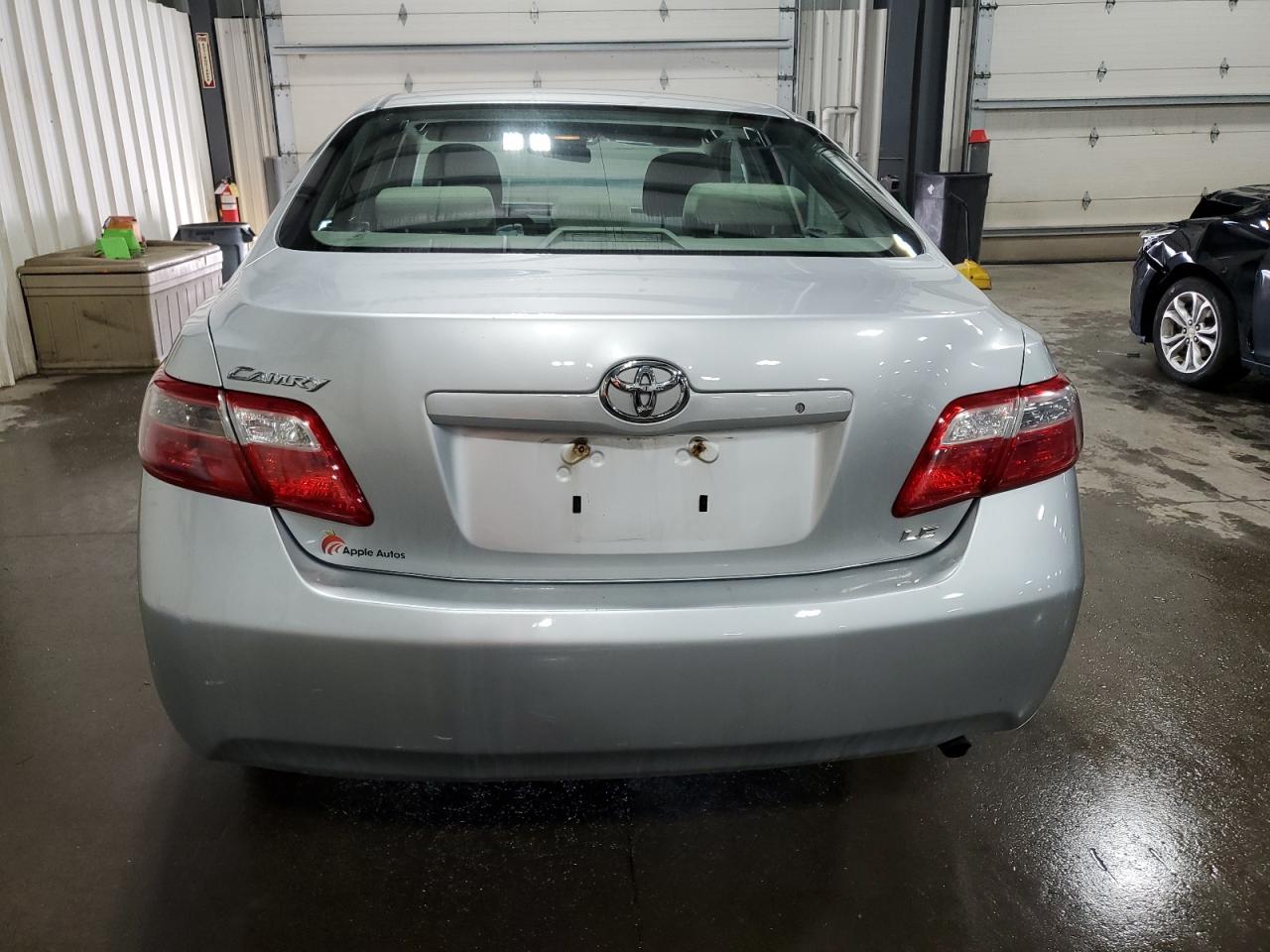 Photo 5 VIN: 4T4BE46KX7R002708 - TOYOTA CAMRY 