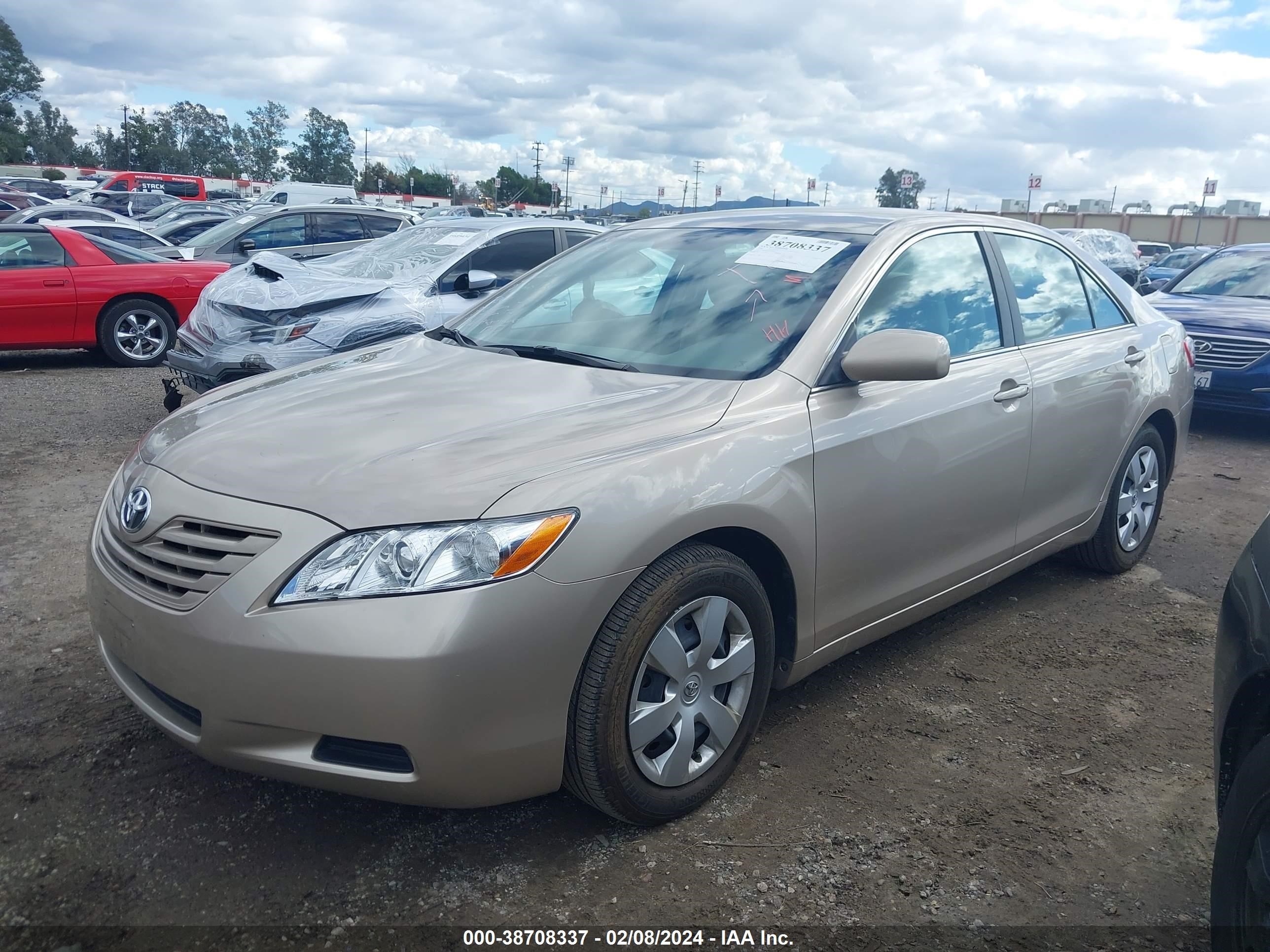 Photo 1 VIN: 4T4BE46KX9R051054 - TOYOTA CAMRY 