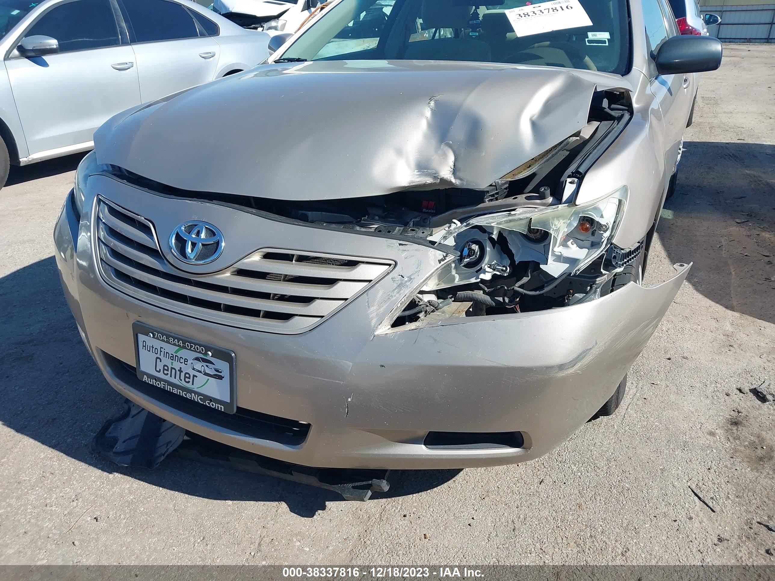 Photo 5 VIN: 4T4BE46KX9R068338 - TOYOTA CAMRY 