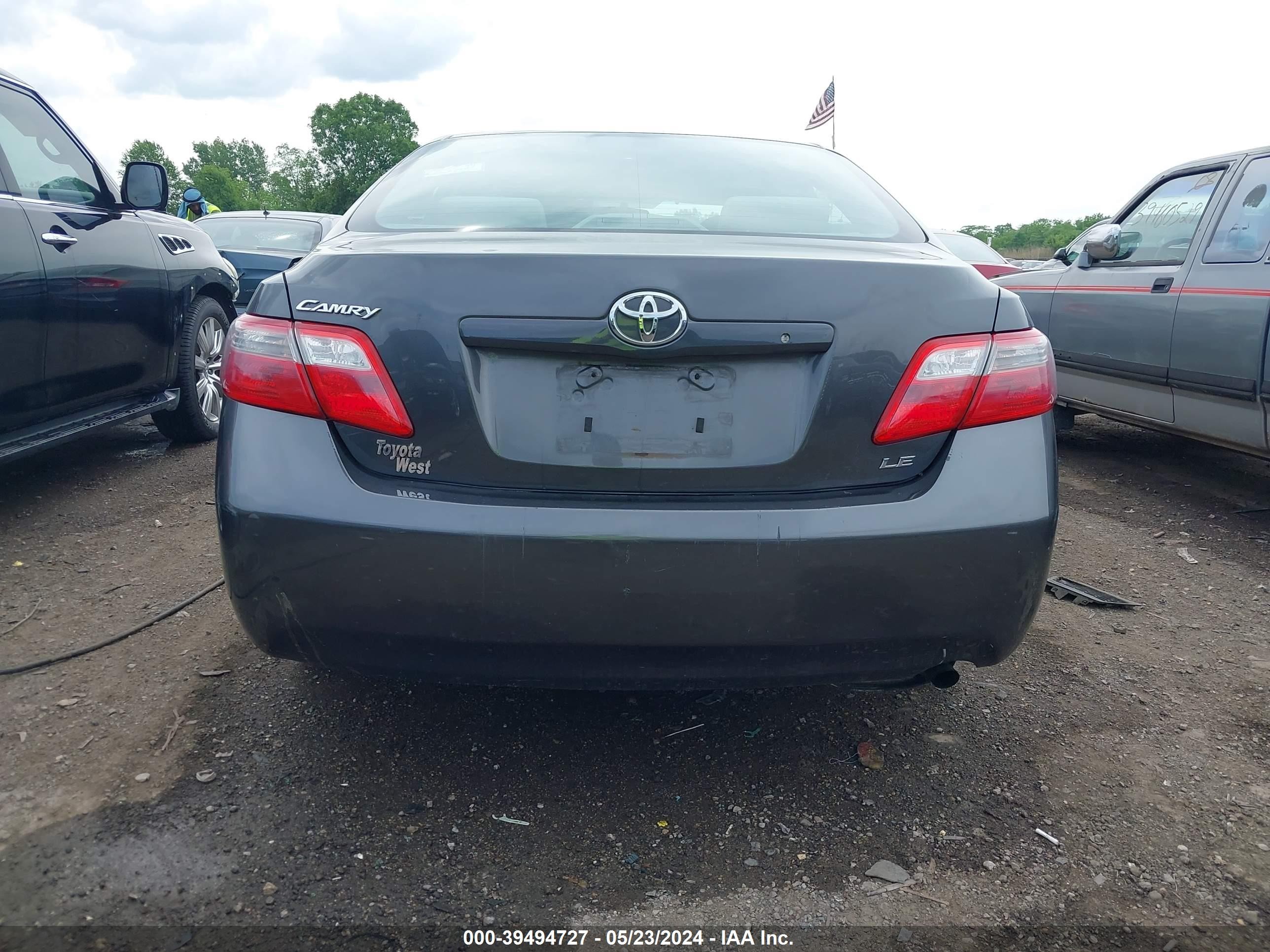 Photo 15 VIN: 4T4BE46KX9R071160 - TOYOTA CAMRY 