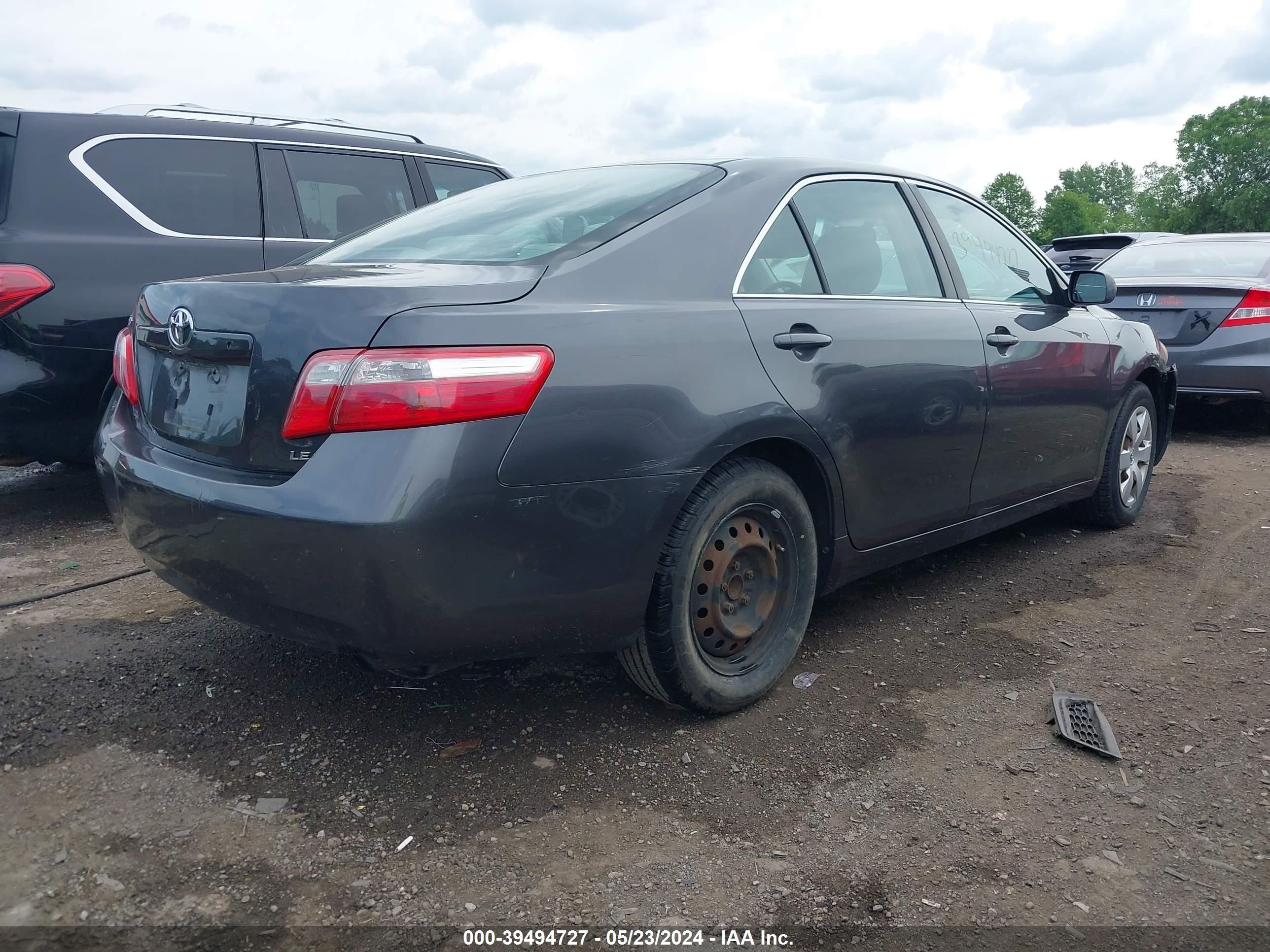 Photo 3 VIN: 4T4BE46KX9R071160 - TOYOTA CAMRY 