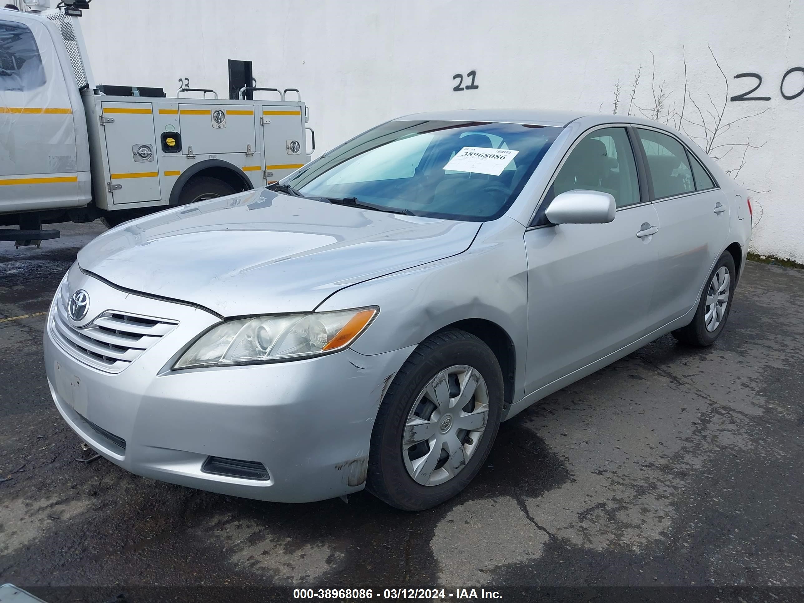 Photo 1 VIN: 4T4BE46KX9R110393 - TOYOTA CAMRY 