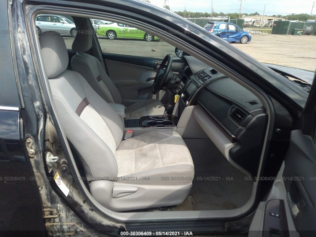 Photo 4 VIN: 4T4BF1FK0CR186482 - TOYOTA CAMRY 