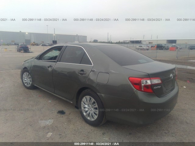 Photo 2 VIN: 4T4BF1FK0CR205127 - TOYOTA CAMRY 