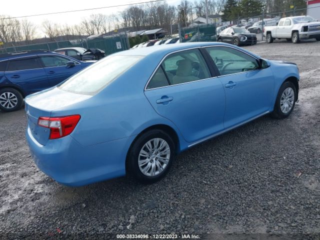 Photo 3 VIN: 4T4BF1FK0CR223336 - TOYOTA CAMRY 