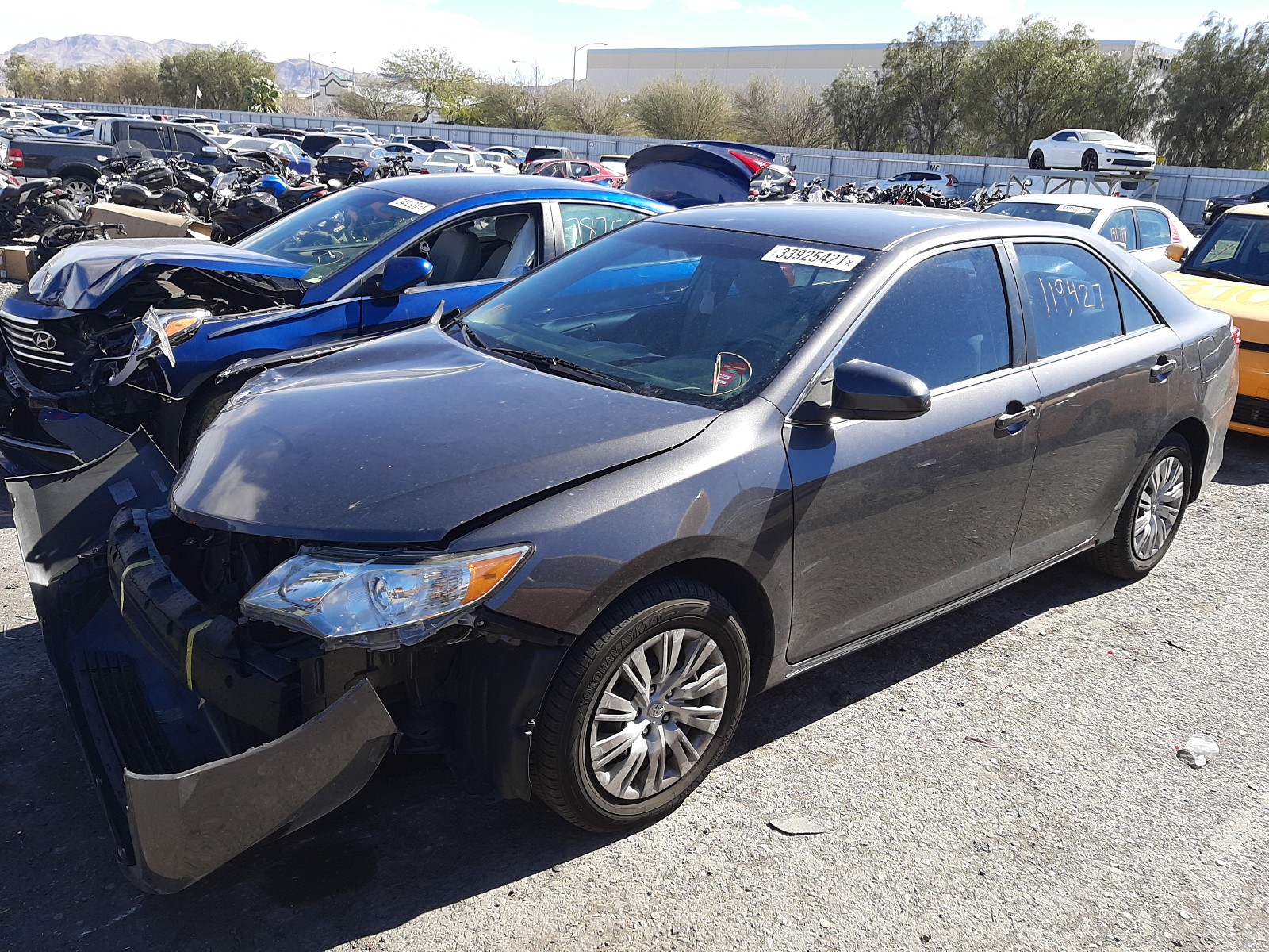 Photo 1 VIN: 4T4BF1FK0CR228942 - TOYOTA CAMRY BASE 