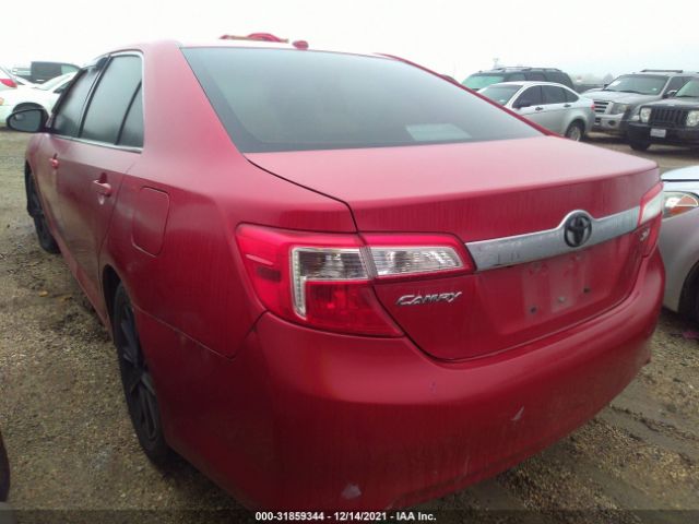 Photo 2 VIN: 4T4BF1FK0CR255977 - TOYOTA CAMRY 