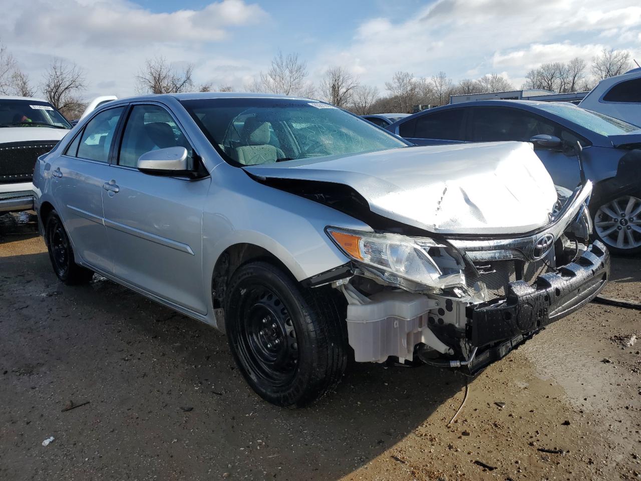 Photo 3 VIN: 4T4BF1FK0DR288589 - TOYOTA CAMRY 