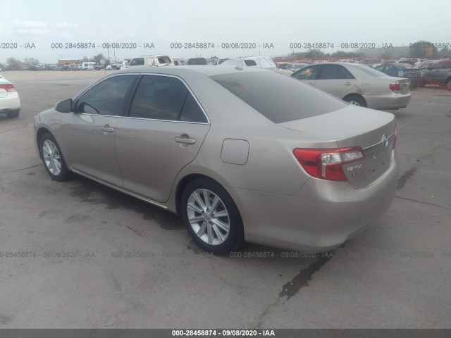 Photo 2 VIN: 4T4BF1FK0DR299124 - TOYOTA CAMRY 