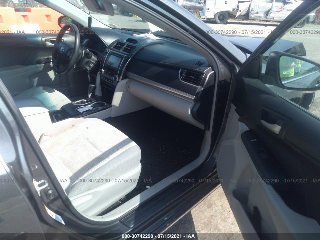 Photo 4 VIN: 4T4BF1FK0DR299611 - TOYOTA CAMRY 