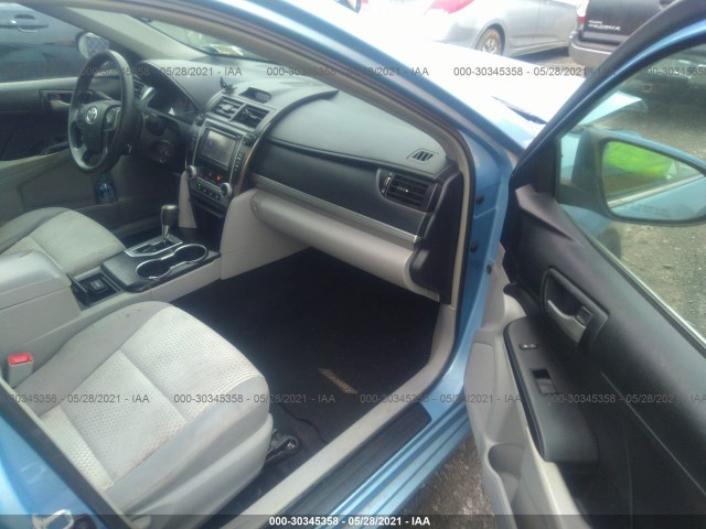 Photo 4 VIN: 4T4BF1FK0DR312177 - TOYOTA CAMRY 