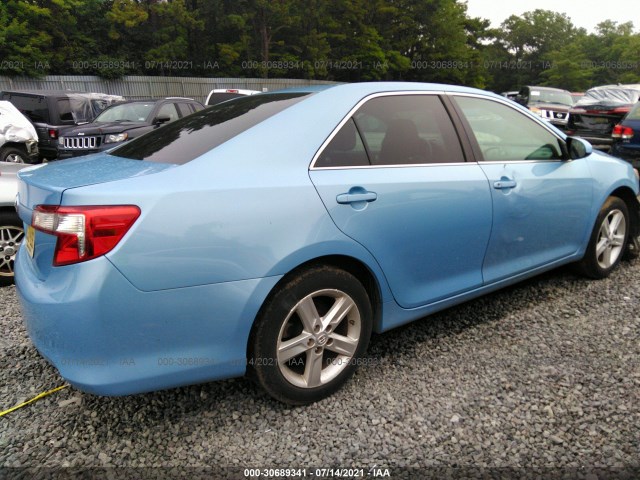 Photo 3 VIN: 4T4BF1FK0DR326077 - TOYOTA CAMRY 