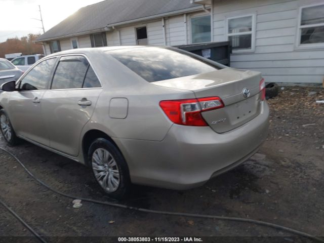 Photo 2 VIN: 4T4BF1FK0DR328721 - TOYOTA CAMRY 