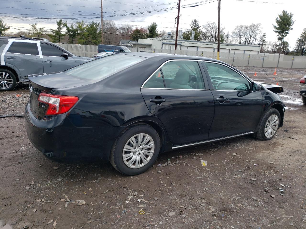 Photo 2 VIN: 4T4BF1FK0ER341065 - TOYOTA CAMRY 