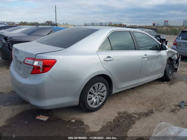 Photo 3 VIN: 4T4BF1FK0ER391142 - TOYOTA CAMRY 