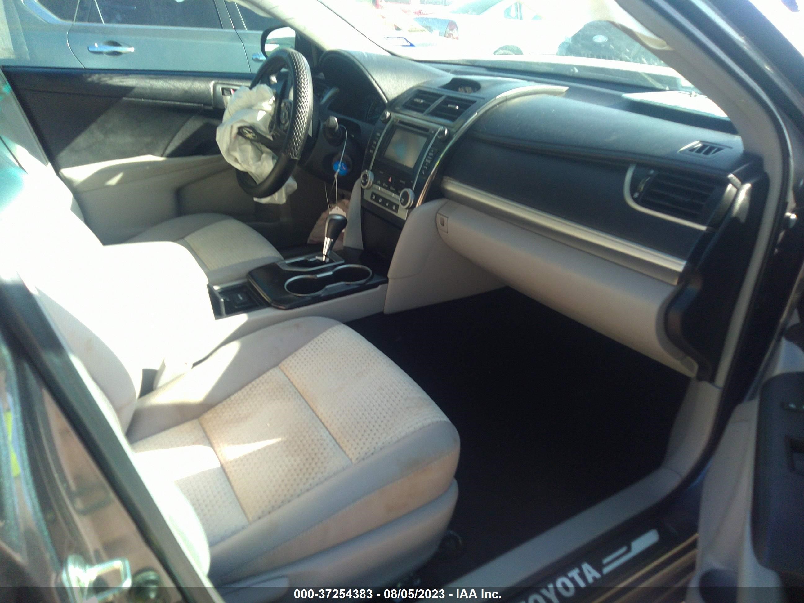 Photo 4 VIN: 4T4BF1FK0ER428237 - TOYOTA CAMRY 