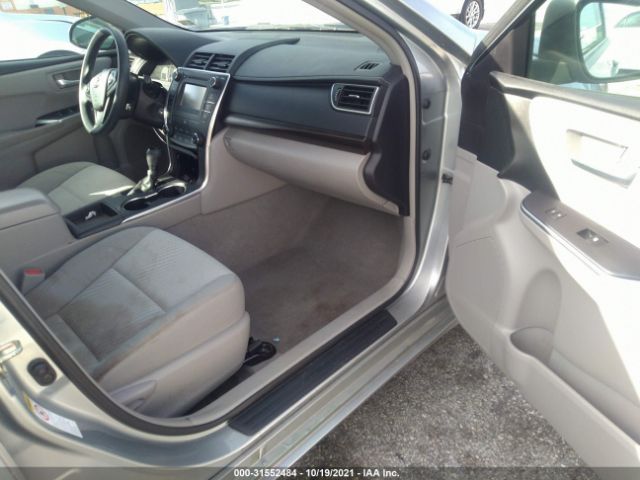 Photo 4 VIN: 4T4BF1FK0FR469890 - TOYOTA CAMRY 