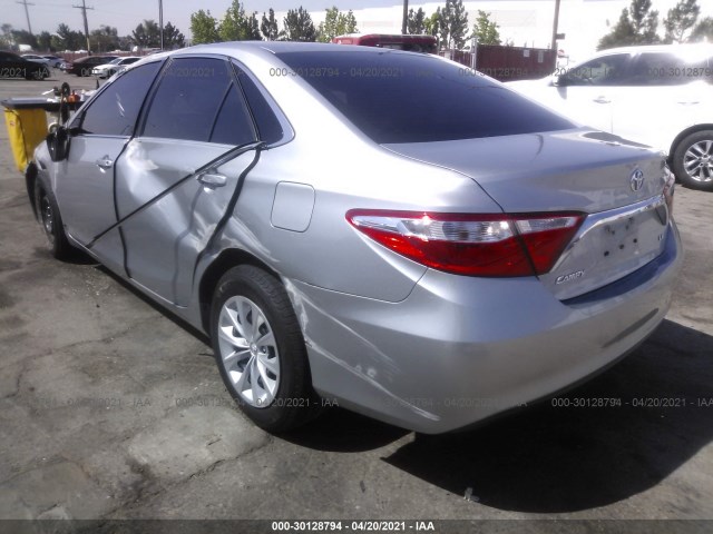 Photo 2 VIN: 4T4BF1FK0FR493235 - TOYOTA CAMRY 