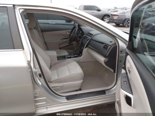 Photo 4 VIN: 4T4BF1FK0FR511183 - TOYOTA CAMRY 