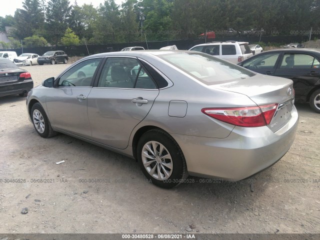 Photo 2 VIN: 4T4BF1FK0GR552057 - TOYOTA CAMRY 